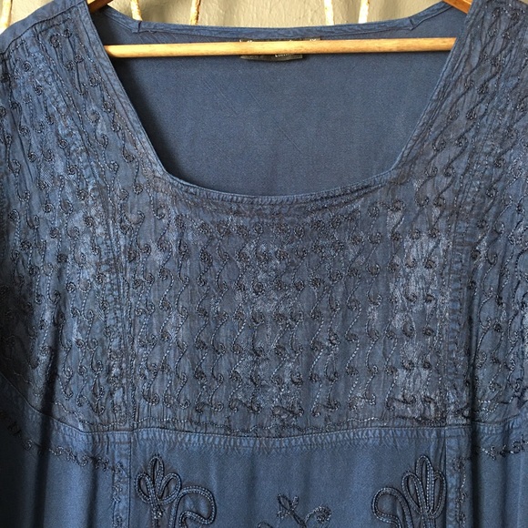 Romeo & Juliet Navy Long Sleeve Maxi Dress Size 1X - Picture 6 of 8